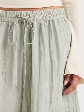 Neutral Ground Sage Elastic Waist Linen Pants Size M